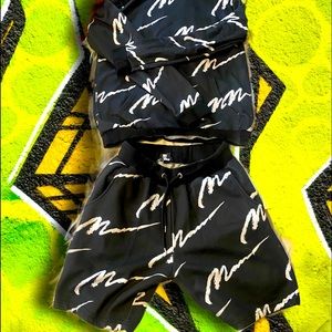 BoohooMAN Co-ord signature matching set (hoodie/shorts)